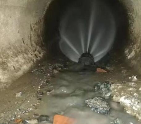 新村镇市政管道清淤