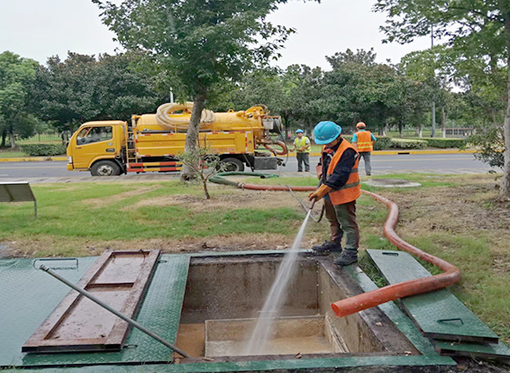 新村镇化油池清理